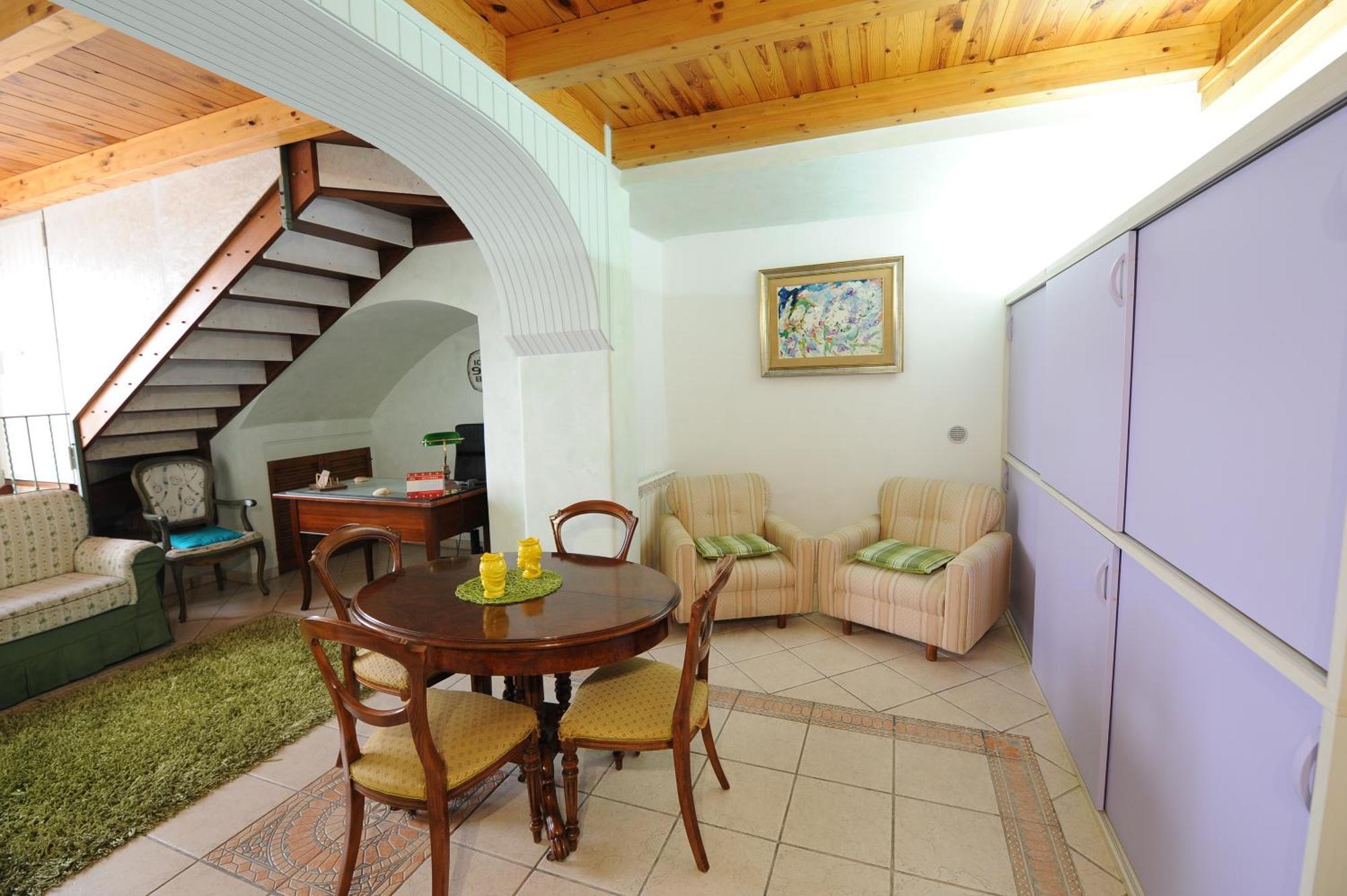 Vila Mamis CTA Exteriér fotografie